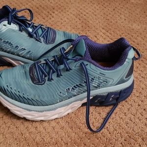 hoka one one dynamic stability